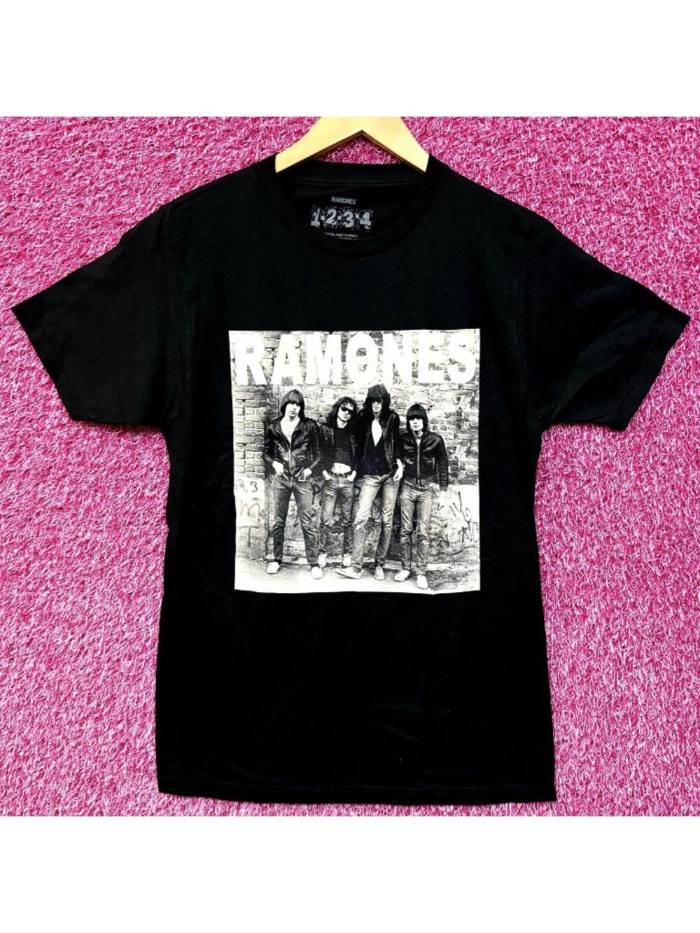 The Ramones Self-Titled Album Cover Art Punk Rock Tee S